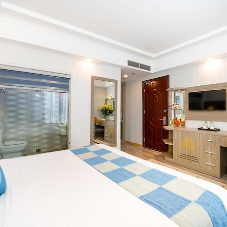 Royal Beach Hotel Da Nang Exterior photo